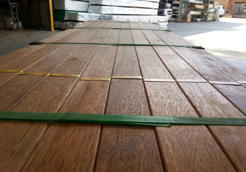 Cheap Merbau Decking / Screening KD 70mmx19mm Dressed All Round