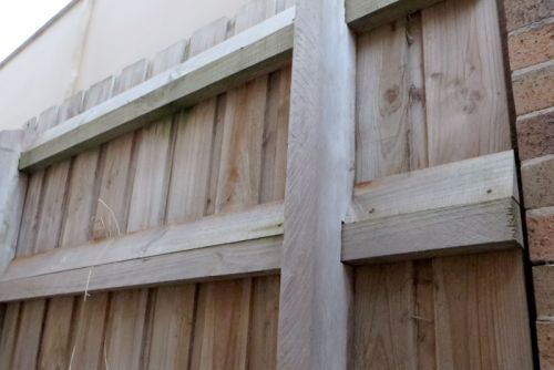 Pool Safety Rail for Paling Fence